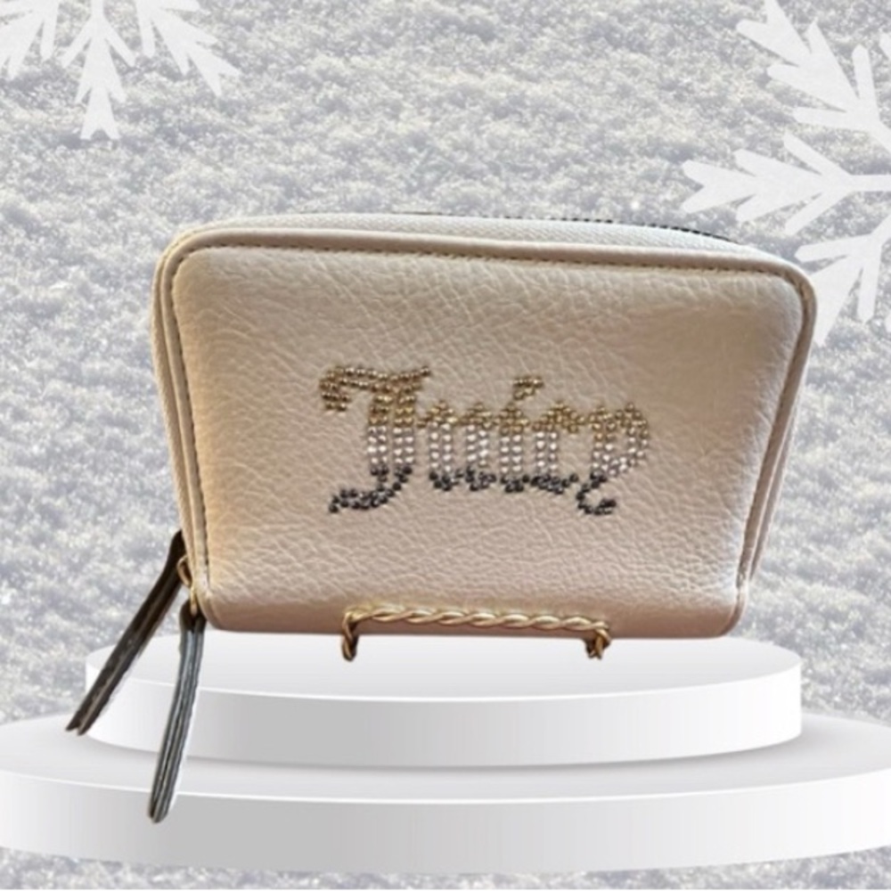 JUICY - NWOT Jeweled Wallet